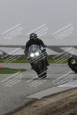 media/Nov-29-2025-TrackDaz (Sat) [[10ae2d9bce]]/C Group/Session 4 (Wheelie Bump)/